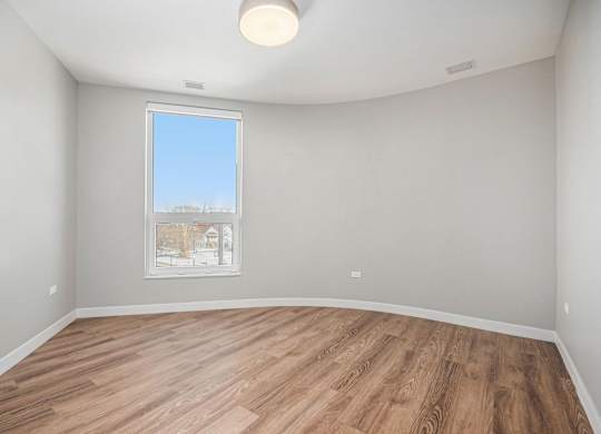 Hardwood Flooring in room at Thrive Exchange, Chicago, 60617
