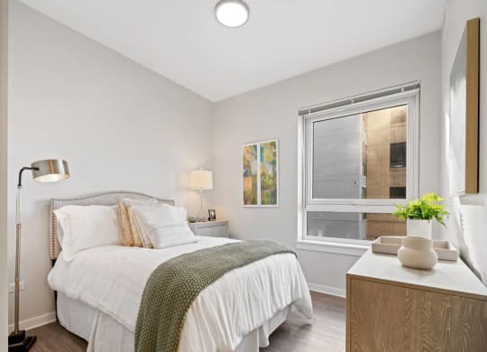 Gorgeous Bedroom at 23rd Place Apartment, Chicago, 60654