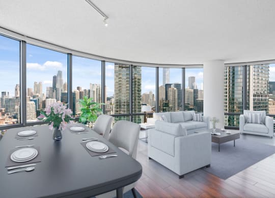 Dining Area at Kingsbury Plaza, Chicago, 60654