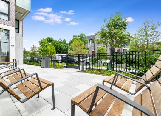 the preserve at ballantyne commons apartments patio with chairs and tables