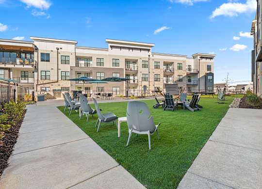 Outdoor Picnic Area at Views at Flowers, North Carolina