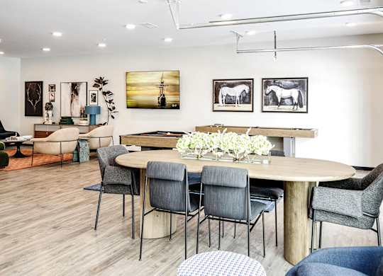 Community Lounge at The Artisan at 39th in Omaha, NE