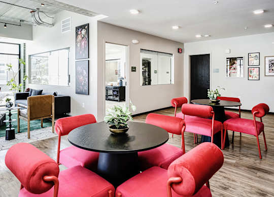 Community Lounge at The Artisan at 39th in Omaha, NE