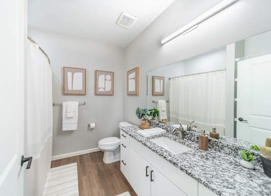 Model bathroom at The Boulevard in Joplin, MO