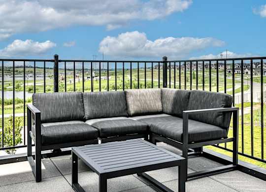 Resident lounge at Flanagan Lake in Omaha, NE