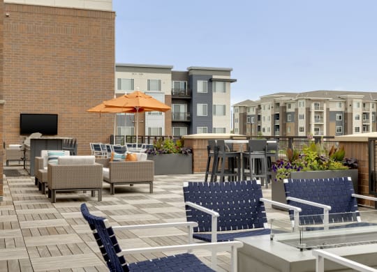 Rentable Rooftop Terrace at Galante at Parkside, Apple Valley, MN