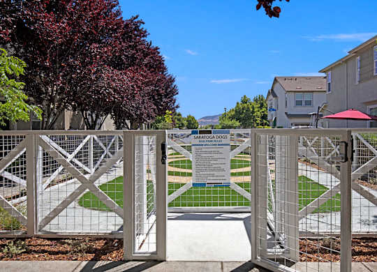 Saratoga Downs Dog Park