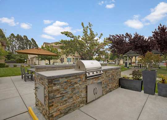 BBQ Amenities | Apartments For Rent In Napa CA | Saratoga Downs at Sheveland Ranch
