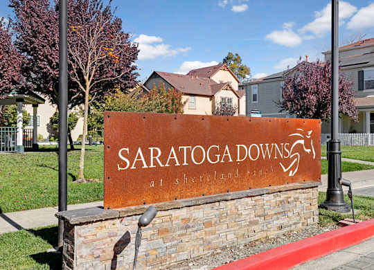 A sign that says Saratoga Downs at Silicon Ranch.
