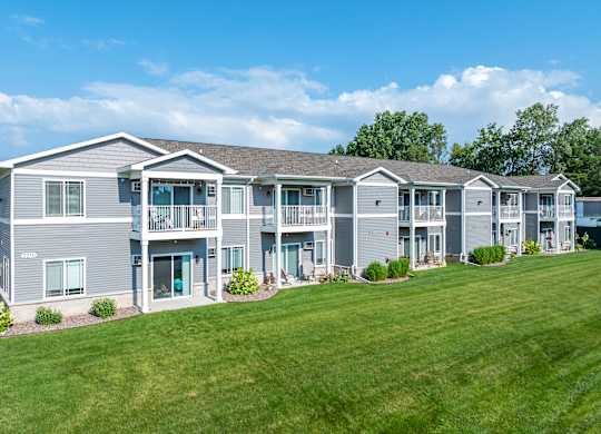 Riverbank Exterior Photo