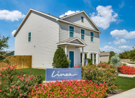 Linea Stillwater Rental Homes Model Home and Monument Sign
