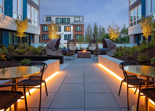 Tempo PDX Exterior Seating Area