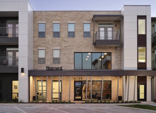the building in which the hotel is located