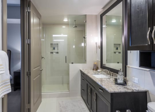 Rain Head Shower with Bench