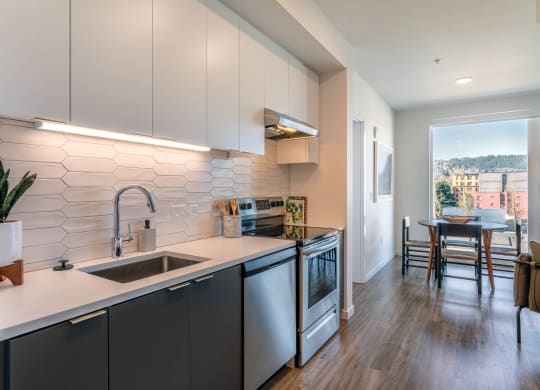 Picket-Shaped Tile Backsplashes