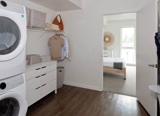 Washers/Dryers