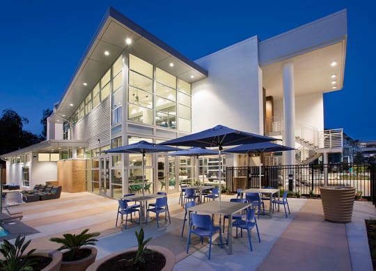 Capitol Yard Apartments_ West Sacramento CA_Poolside View