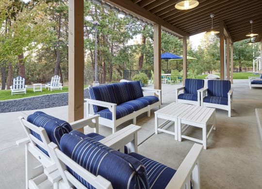 Outdoor Lounge Areas