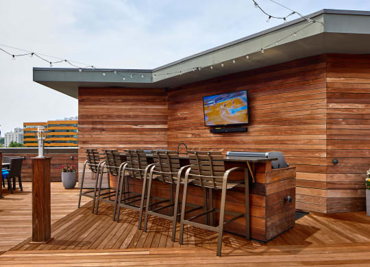 Sky Terrace TV Bar