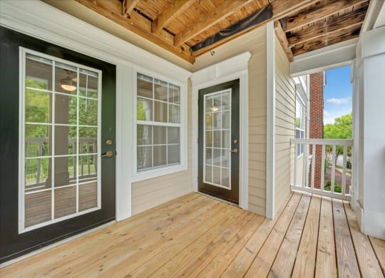 Spacious Balcony Options at Enclave Apartments, Midlothian, VA