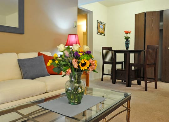 Primrose at Rivers Edge Apartments, Waterford Twp, Michigan