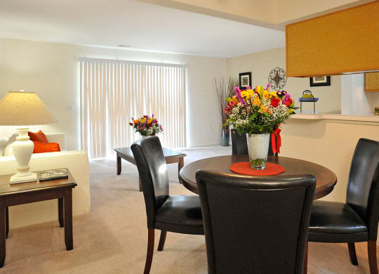 Dining Area  at Westlake Apartments, Michigan