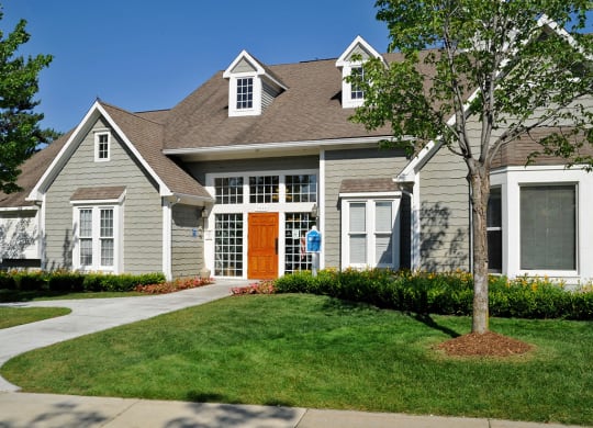 Clubhouse and Leasing Office at The Landings, Westland