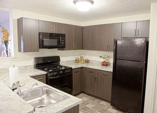 Over the Range Microwaves at Andover Pointe Apartment Homes, La Vista, 68138