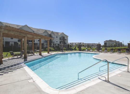 Resort Style Swimming Pool with Pergola Sundeck at Andover Pointe Apartment Homes, La Vista, Nebraska