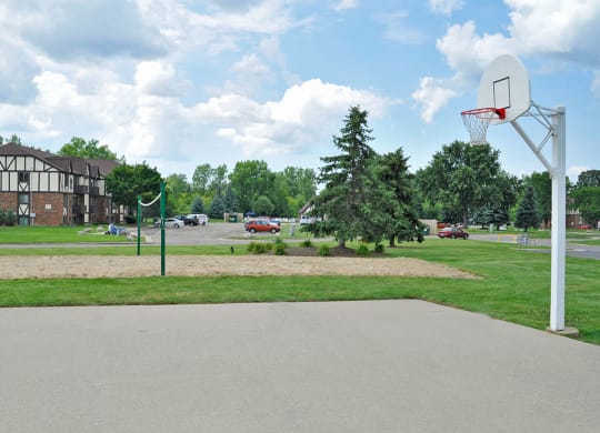Outdoor Basketball Court at Charter Oaks Apartments, Michigan