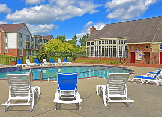 Swimming Pool & Sundeck at Windemere Apartments, Michigan