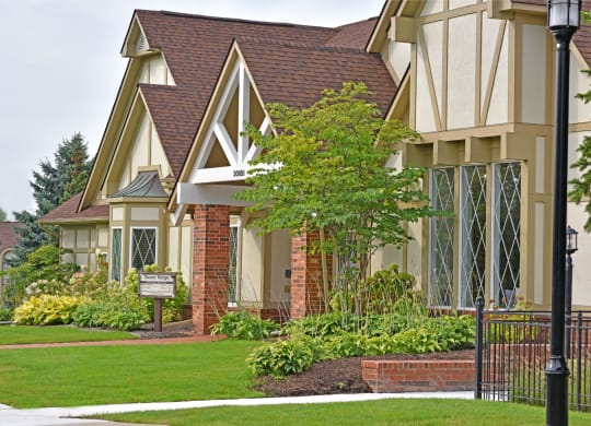 Exterior at Stone Ridge Apartments, Michigan