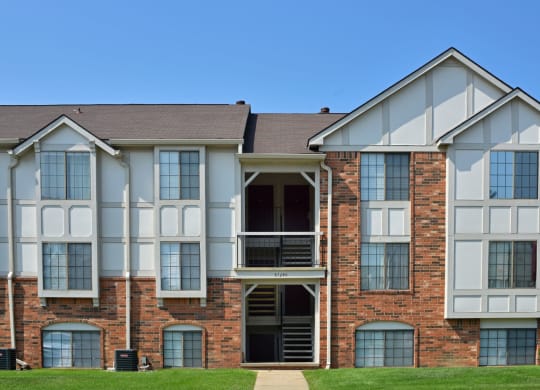 Apartment Building Exterior at The Springs Apartment Homes, Novi, MI 48377