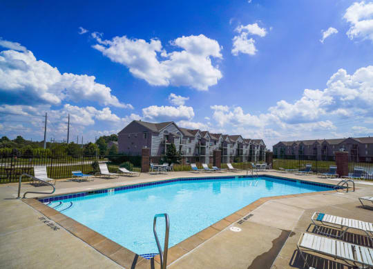 Large Outdoor Pool and Sundeck at Dupont Lakes Apartments, Fort Wayne