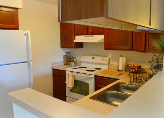 Kitchen at LakePointe Apartments, 45103