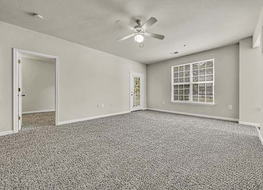 Empty Living Room at Enclave Apartments, Midlothian, VA