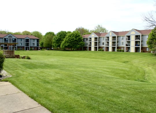 Rolling Green Lawns with Mature Shade Trees at Emerald Park Apartments, MI 49001