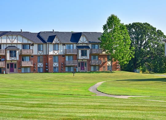 Beautiful Landscaping at Perry Place, Grand Blanc, 48439