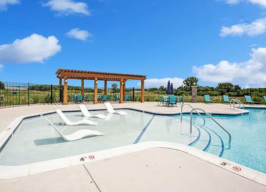Pool With Cabana at The Grove Apartment Homes, Lincoln Nebraska
