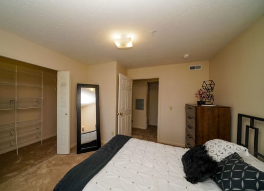 Cozy Bedroom with Large Closet at Heatherwood Apartments, Michigan 48439