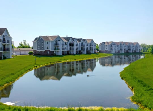 Expertly Landscaped Grounds at Heatherwood Apartments, Grand Blanc