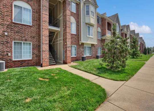 Walking Paths to Buildings at LakePointe Apartments, Batavia