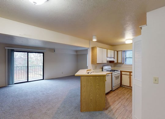 End Style Apartment with Extra Windows at North Pointe Apartments, Elkhart, IN