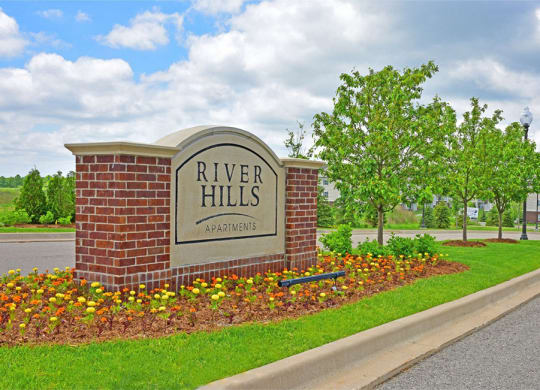 Property Entrance Sign at River Hills Apartments, Fond du Lac