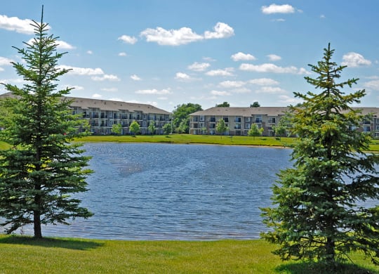 Lake with Green Surroundings at Prairie Lakes Apartments, Peoria, Illinois