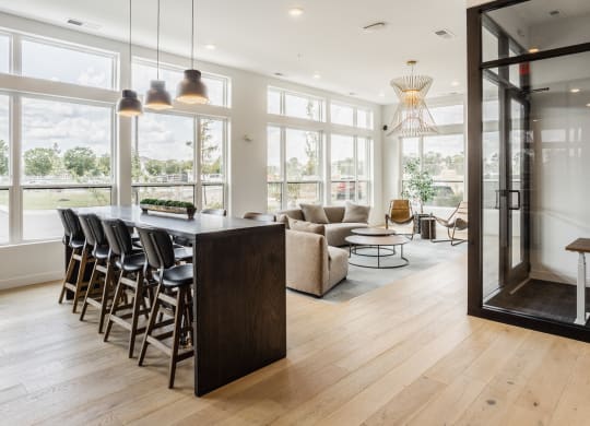 Elegant Living Area at Upper Vue Flats, Dublin, OH, Ohio
