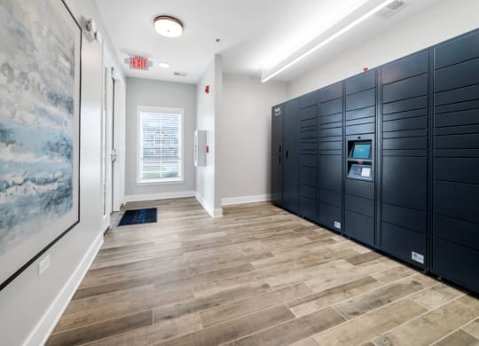 24/7 Package Pick-up with Hub by Amazon at Village Place Apartments, Romeoville, 60446