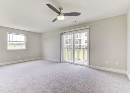 End Style with Enlarged Living Room  at Signature Pointe Apartment Homes, Athens, 35611