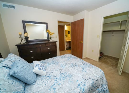 Large Closets at South Bridge Apartments, Fort Wayne