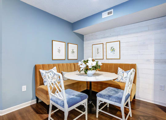 Elegant Dining Room at Sunscape Apartments, Virginia